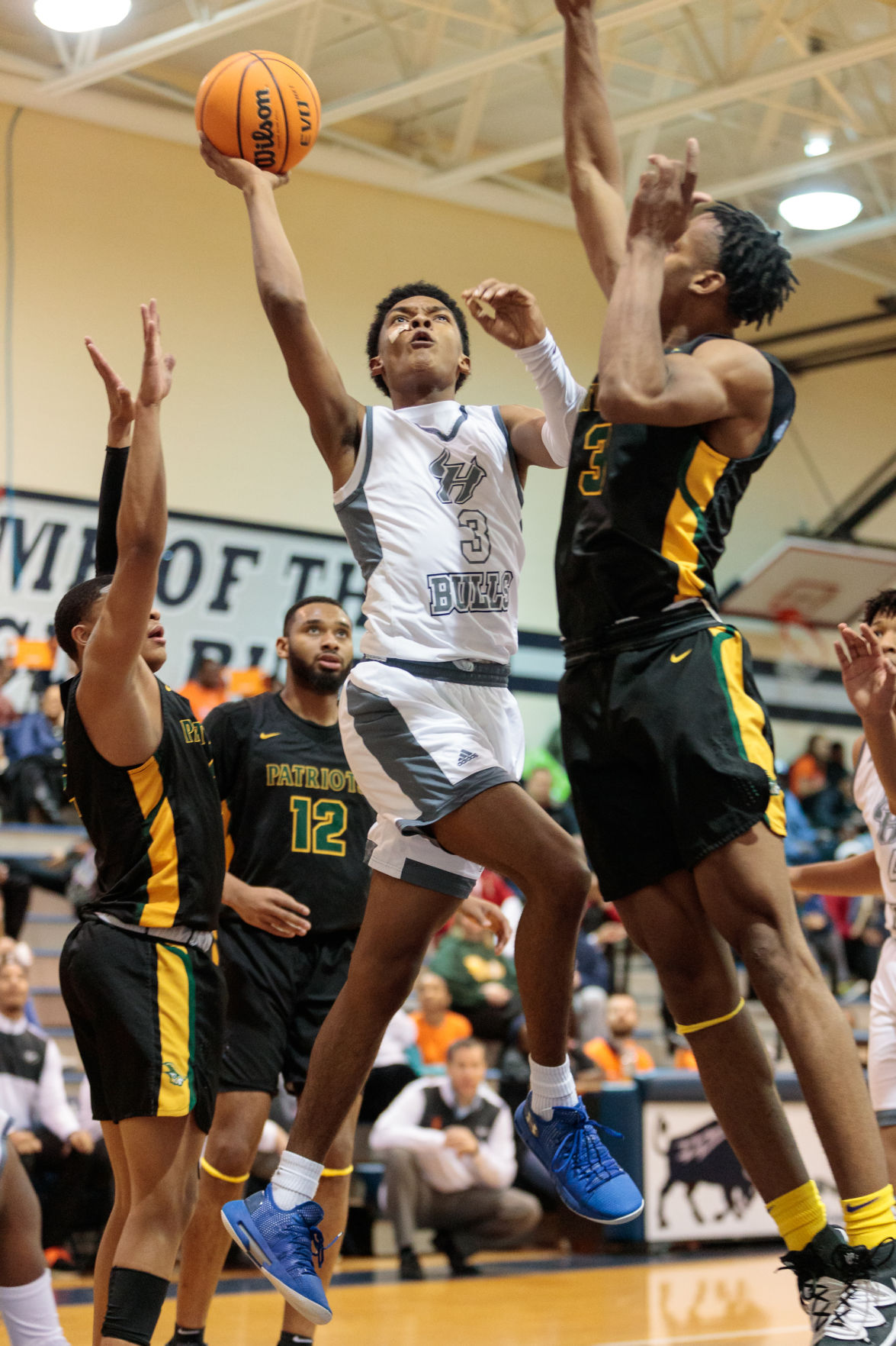 The Hickory Ridge Ragin' Bulls Host the Independence Patriots in a Southwestern Class 4A matchup.